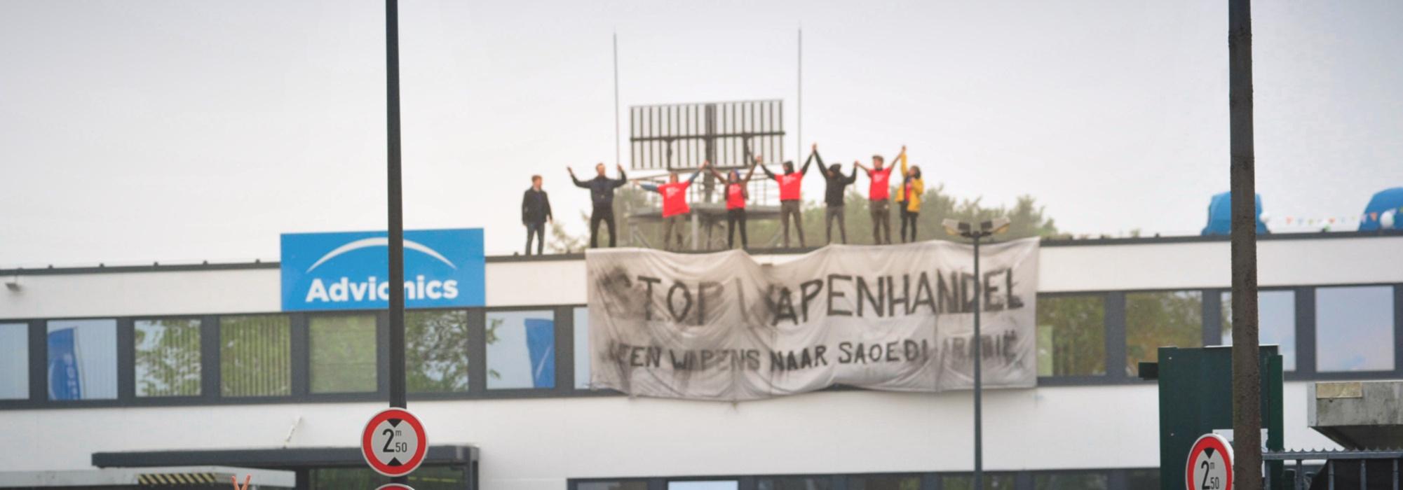 actievoerders op het dak van  advionics